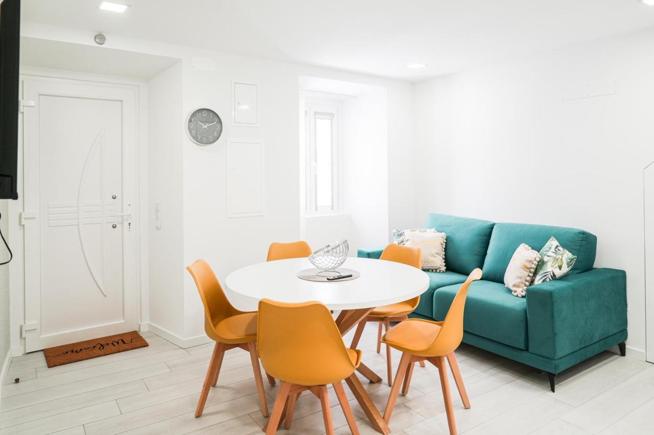 Nazare One Bedroom, 2 Mins From The Beach Kültér fotó